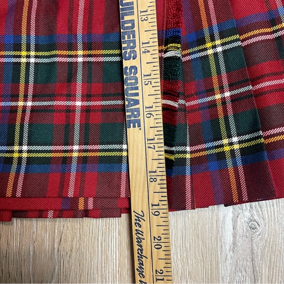 The Kilt Women's Stewart Royal Tartan Deluxe Kilt Red Size 10 Style A00174 - Picture 11 of 15